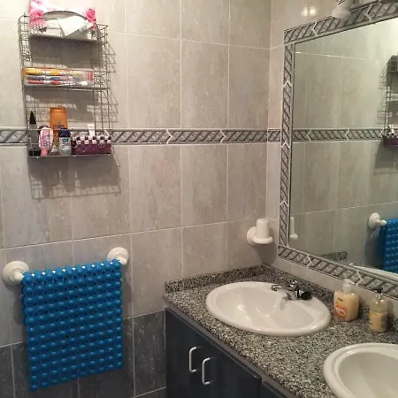 Cl Picasso 8 أوريويلا